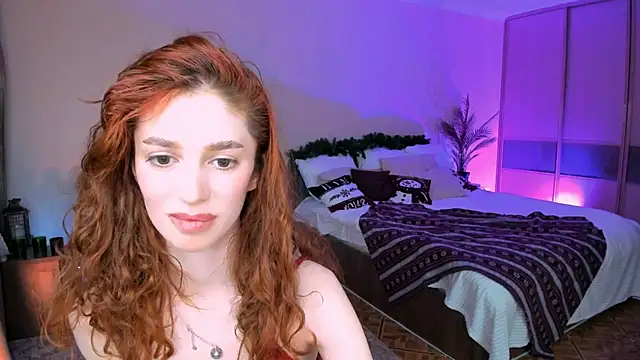 ChristinaConteeree live sex cam