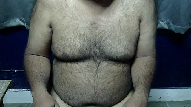 hairysubcub_70's cam snapshot