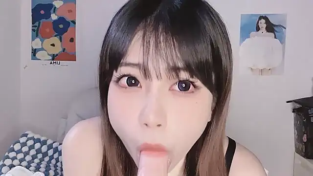 -Hottie's cam snapshot