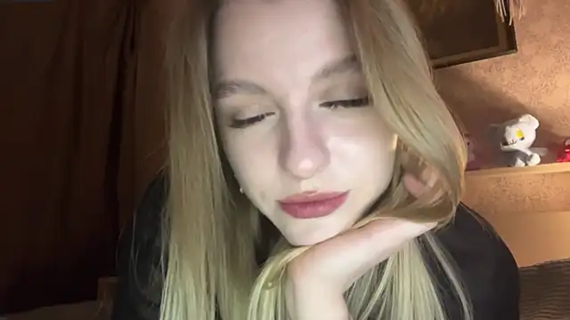 AzoticBasics's cam snapshot