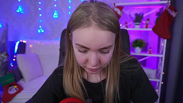 EmilySunshineS's cam snapshot