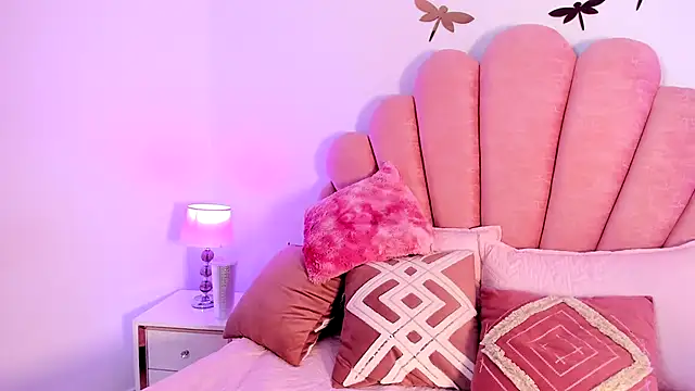 Paula_Teen_'s cam snapshot