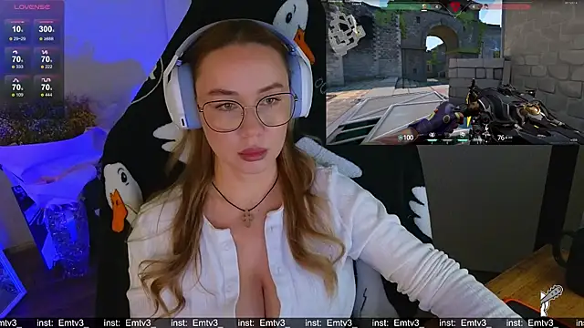 Emili1- live sex cam