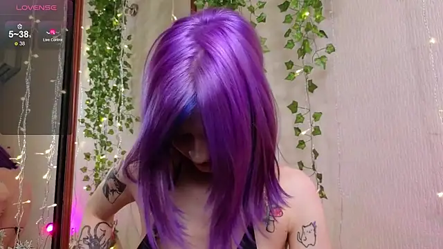 christy_memeow live sex cam