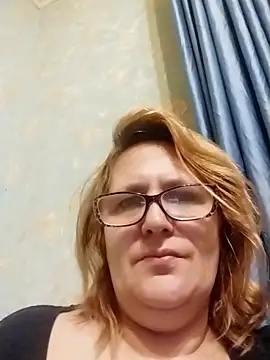 Forest-Lady live sex cam