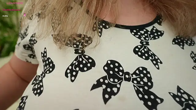 HappyLisa live sex cam