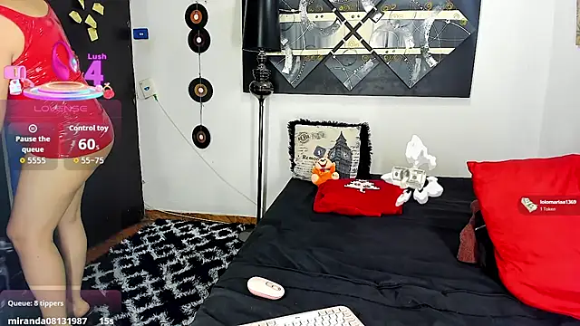 SARAMISHA live sex cam