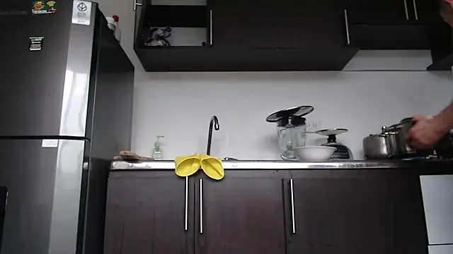 Rocky_Muscle live sex cam