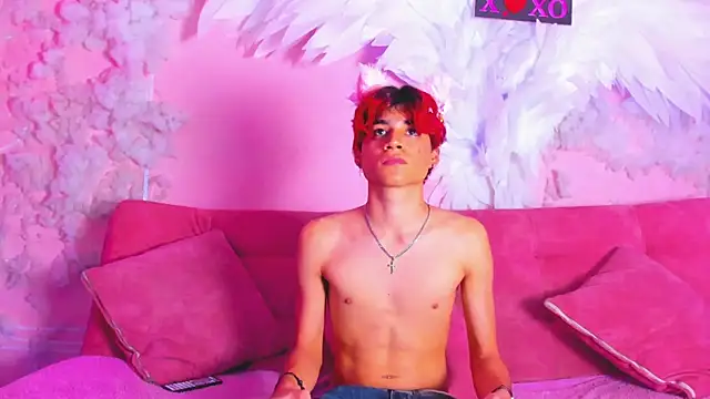 Leo_Glow live sex cam