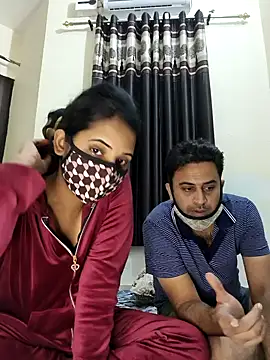 ITZ_GURU live sex cam