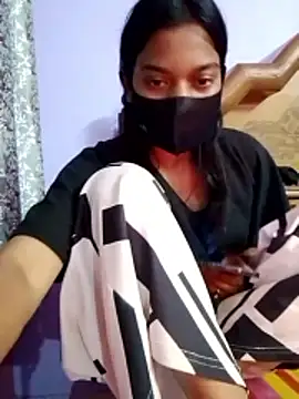 Student12th's cam snapshot