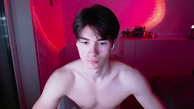 MarkusDean live sex cam