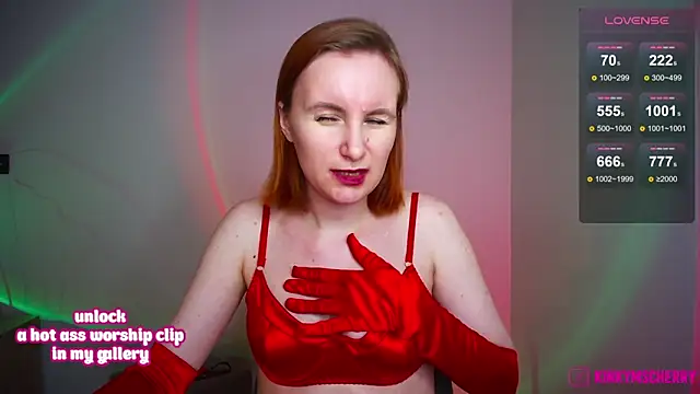 KinkyMissCherry's cam snapshot