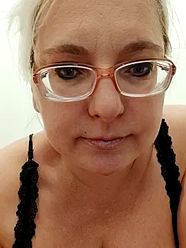 VikaKing's cam snapshot