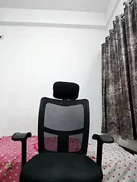 sanaya_baby's cam snapshot