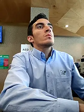 TommyMomentum's cam snapshot