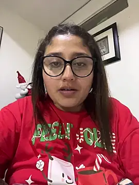 croftsmila live sex cam