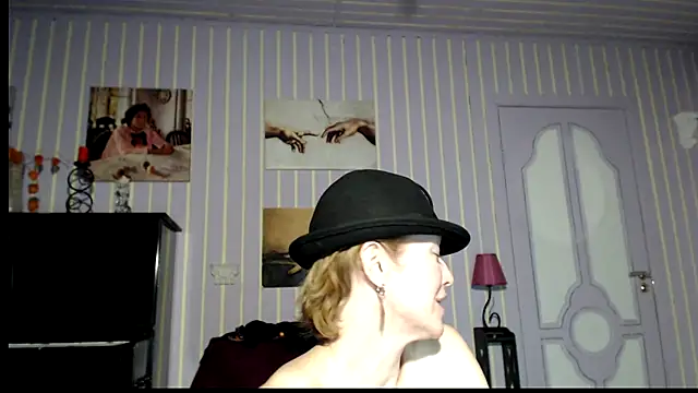 Marquise555 live sex cam