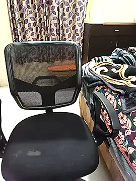 menaka-tamil's cam snapshot