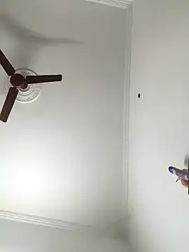 paro22_sex's cam snapshot