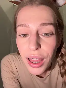 kira_mia's cam snapshot