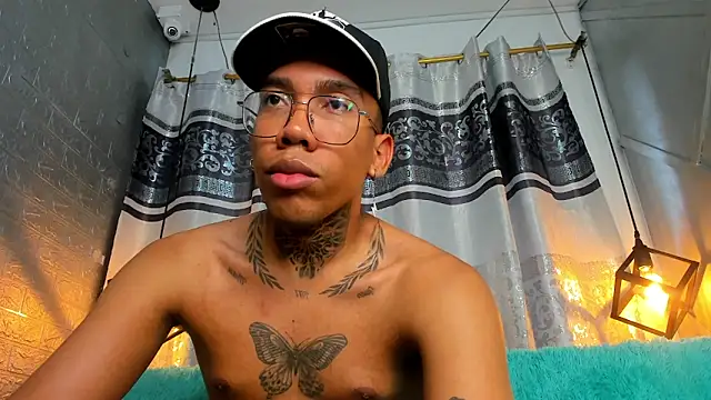 THIAN_KNOX live sex cam