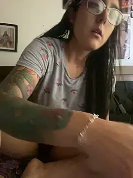 PamelaFtMia's cam snapshot