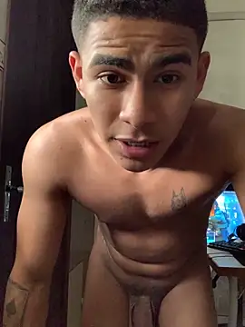 Novindot23cm live sex cam