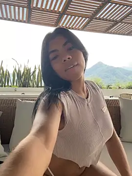 Dakota_ferreti_'s cam snapshot