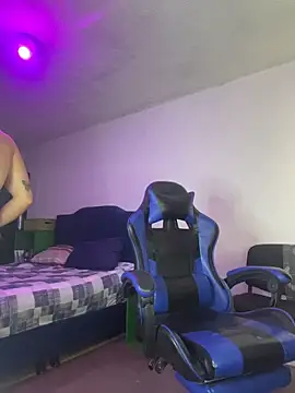 LucasJewely live sex cam