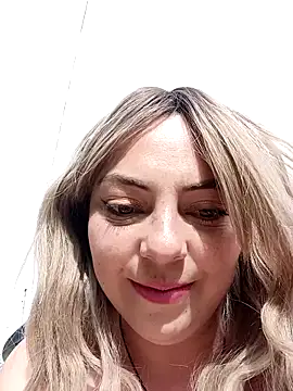 madelaine-'s cam snapshot