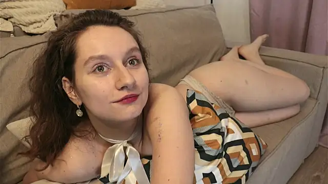 Leya_Curly live sex cam