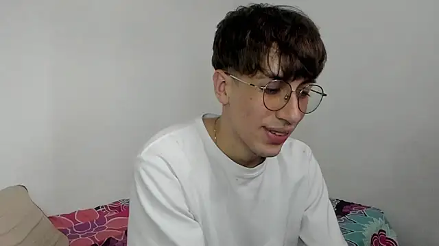 Dio__morningstar's cam snapshot