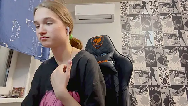 helgicuteness live sex cam