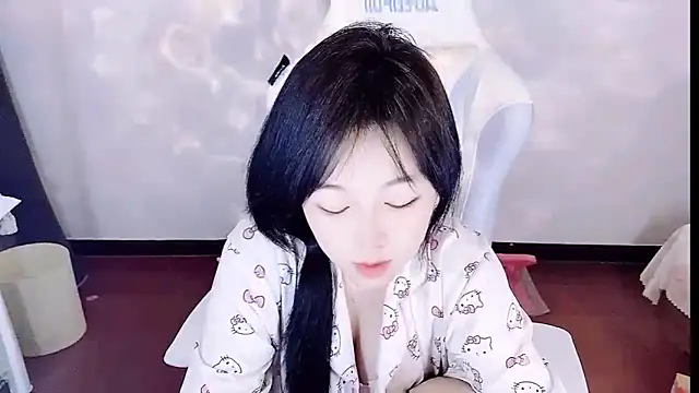 -huahua-'s cam snapshot