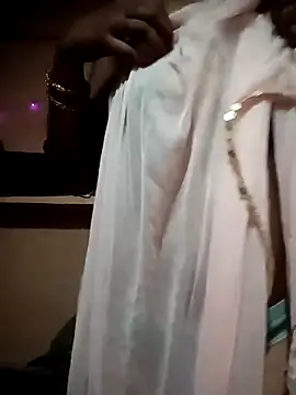 Bobbie_girl32's cam snapshot