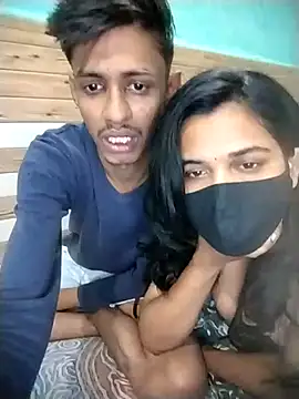 xoupleaura live sex cam