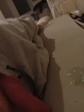 BrindledAbsence live sex cam