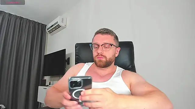 Findom_guy's cam snapshot