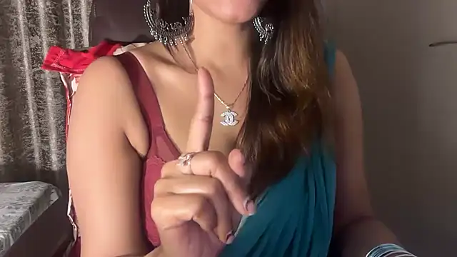 Cupid_of_Hearts's cam snapshot