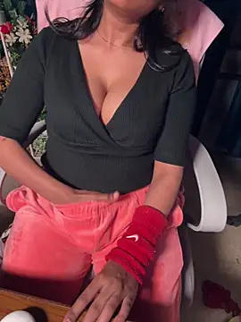 Lucky_Flora's cam snapshot