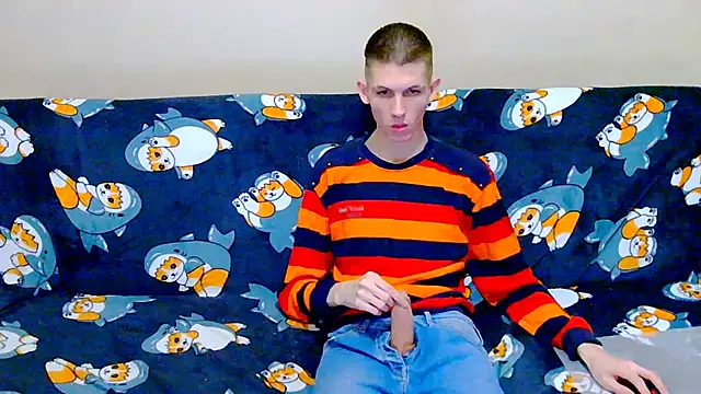 Lester_Broo live sex cam