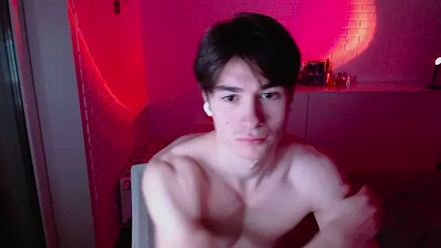 MarkusDean live sex cam