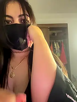 Hot-Sarah-arab live sex cam