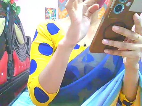 Silver_Queen07's cam snapshot