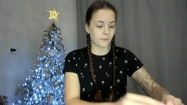 why_again_me's cam snapshot