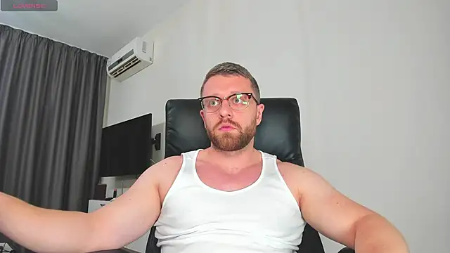 Findom_guy's cam snapshot