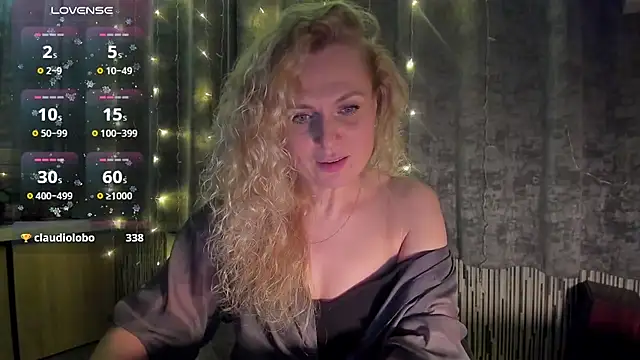 LanaLight_x's cam snapshot