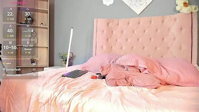 Kloebaby_'s cam snapshot