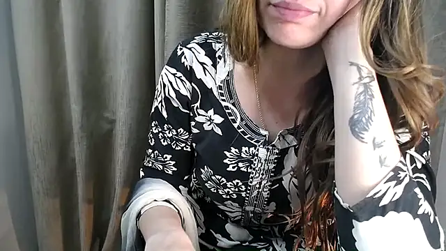 Hott_Niya live sex cam